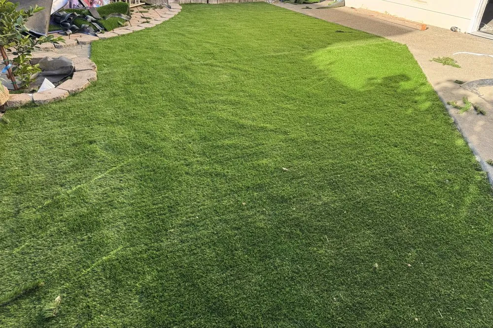 Reliable lawn mowing service in Windsor, CA - Sam’s Landscaping