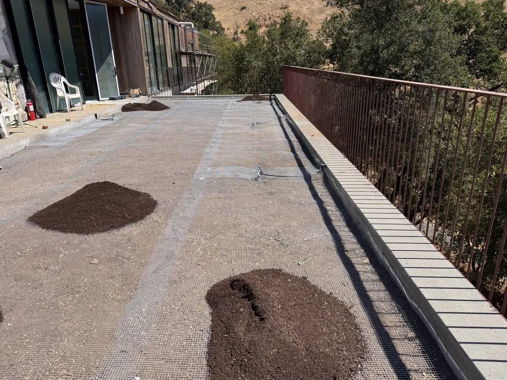 Custom landscaping services for year-round maintenance in Windsor, CA by Sam’s Landscaping