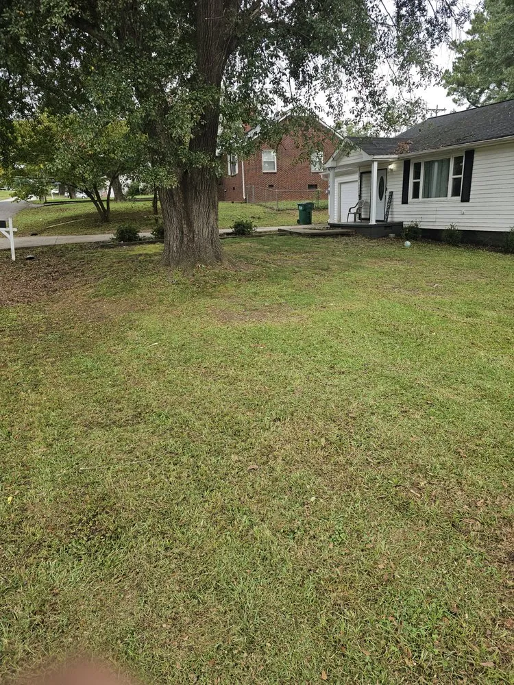 Affordable garden landscaping in Pelzer, SC by Sam's Lawn and Outdoor Services