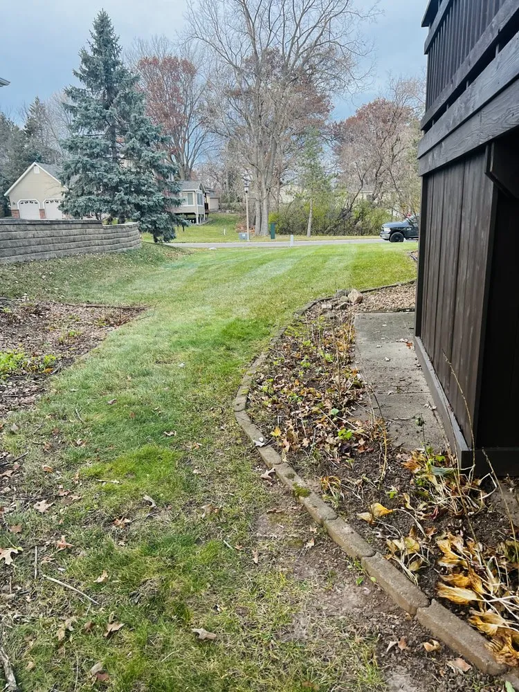 Trusted lawn care service in Saint Paul, MN by Sam’s Lawn Care & Snow Removal Service