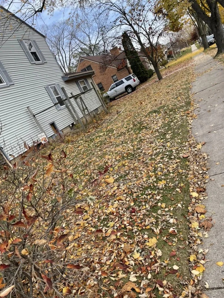 Affordable outdoor landscaping in South Milwaukee, WI - Sam’s Lawn Care