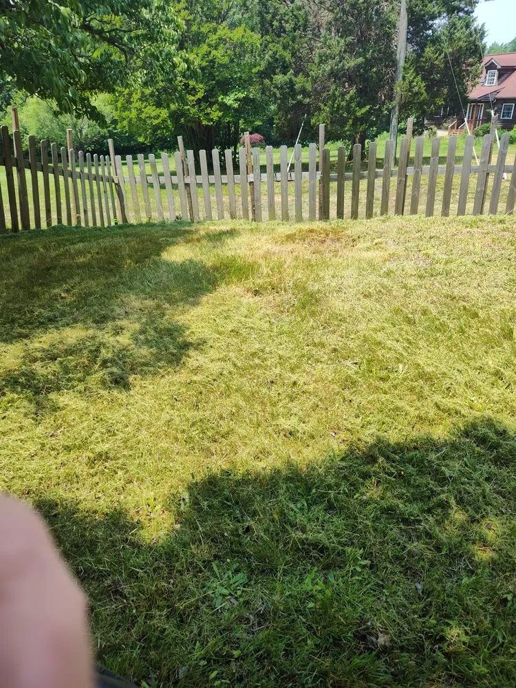 Top-rated outdoor landscaping for outdoor upgrades across Hustle, VA - Sam's Lawncare