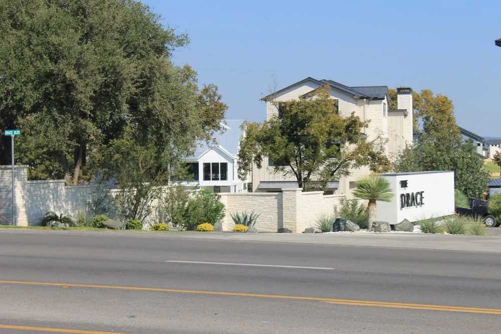 Expert outdoor landscaping in Buchanan Dam, TX - Sam's Nursery & Landscaping