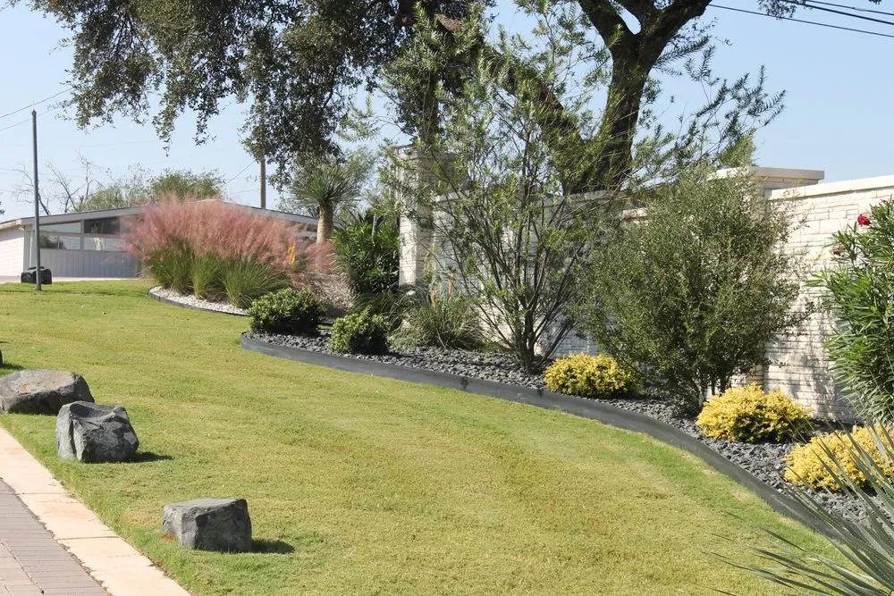 Professional residential landscaping experts serving Buchanan Dam, TX - Sam's Nursery & Landscaping