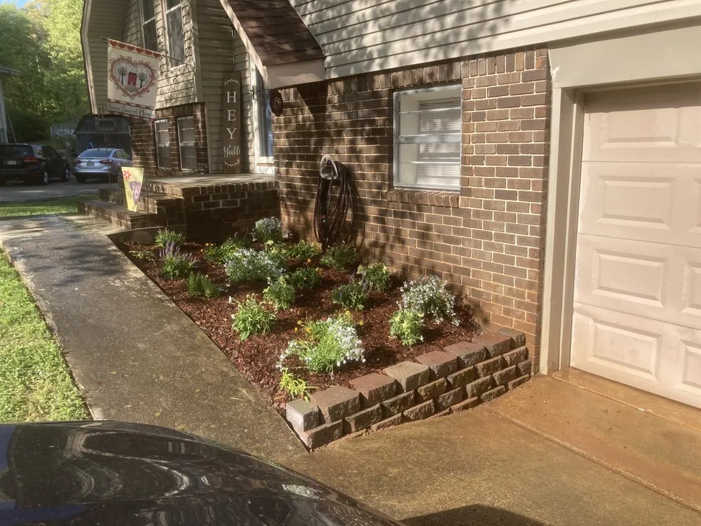 Reliable lawn care service in Chattanooga, TN - Sam’s Total Lawn Care