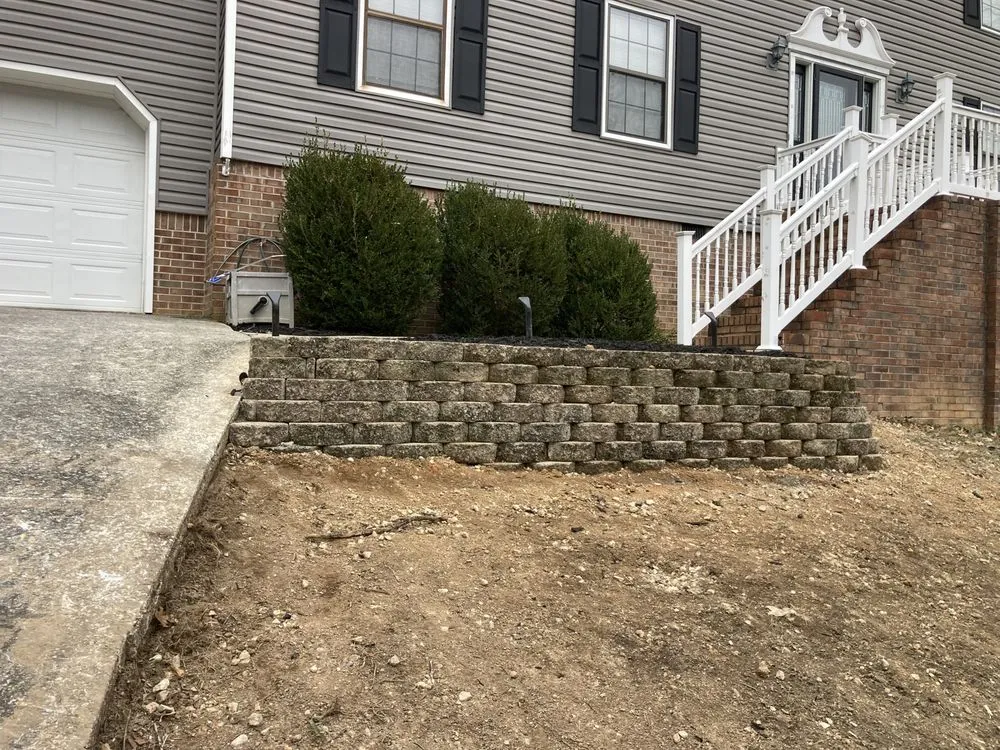 Expert yard maintenance in Chattanooga, TN by Sam’s Total Lawn Care