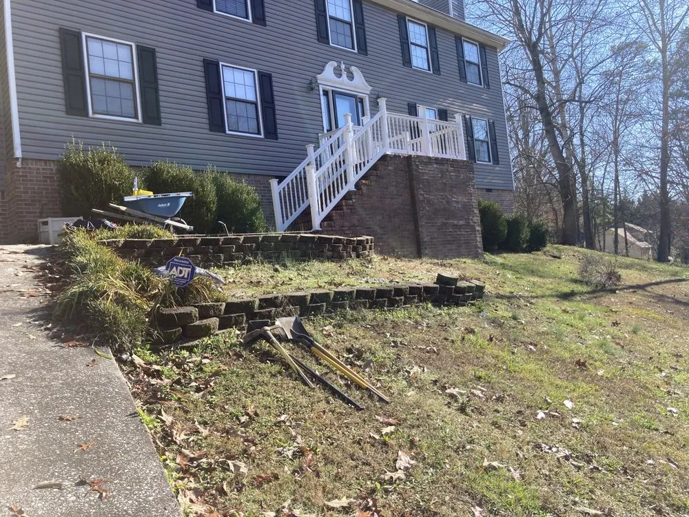 Reliable lawn care service experts serving Chattanooga, TN - Sam’s Total Lawn Care