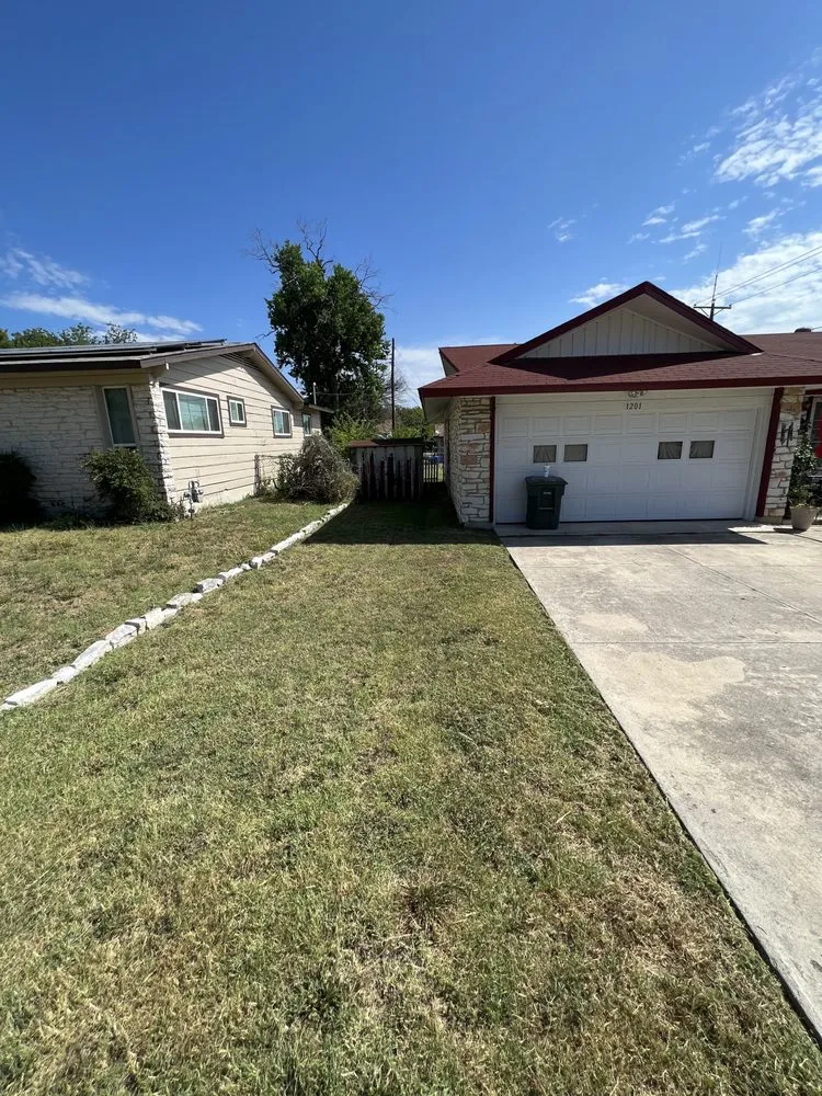 Custom lawn care service for homes across Killeen, TX - Samuel Services