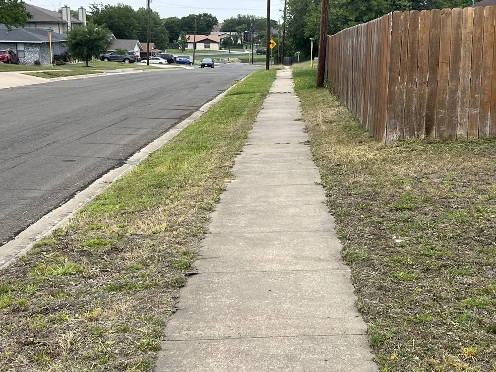 Local residential landscaping in Killeen, TX by Samuel Services