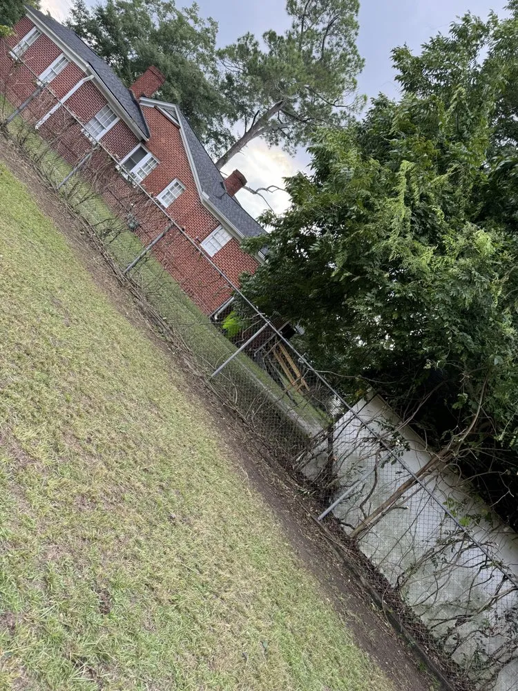 Professional outdoor landscaping experts serving Columbia, SC - Samuel’s Landscaping & Construction