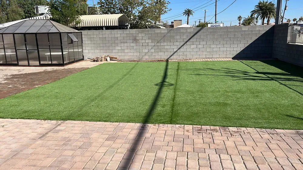 Expert lawn mowing service in Avondale, AZ by Samuel’s landscaping