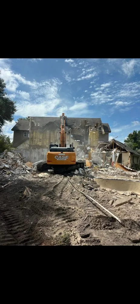 Reliable yard cleanup service for residential properties in DeBary, FL by Samuel's Site Service