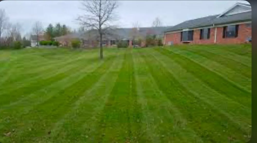 Professional residential landscaping in Pittsburgh, PA by San & Lawn