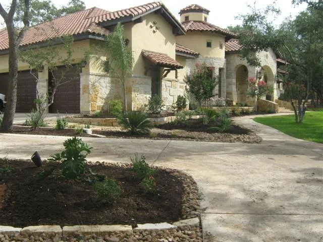 Professional residential landscaping near you across Selma, TX - San Antonio Landscaping & Design