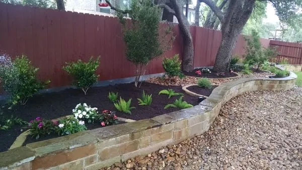 Affordable outdoor landscaping in Selma, TX by San Antonio Landscaping & Design