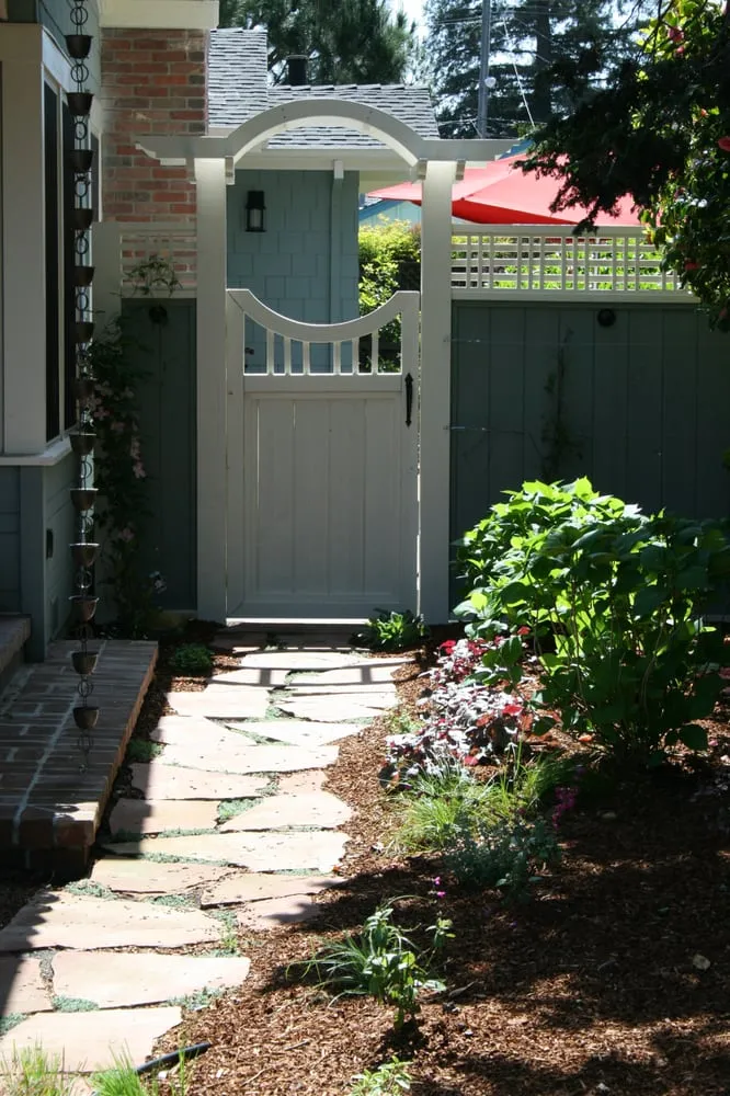 Top-rated garden landscaping for outdoor upgrades in San Carlos, CA by San Carlos GardenWorks