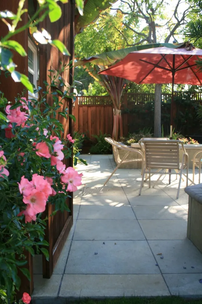 Professional lawn mowing service for residential properties in San Carlos, CA by San Carlos GardenWorks