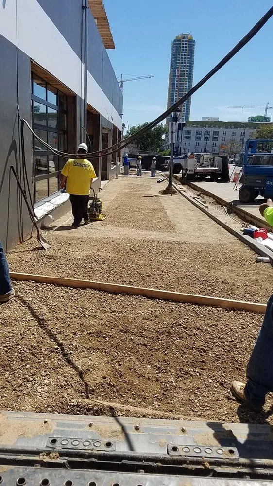 Expert yard cleanup service with custom design in San Diego, CA by San Diego Landscaping