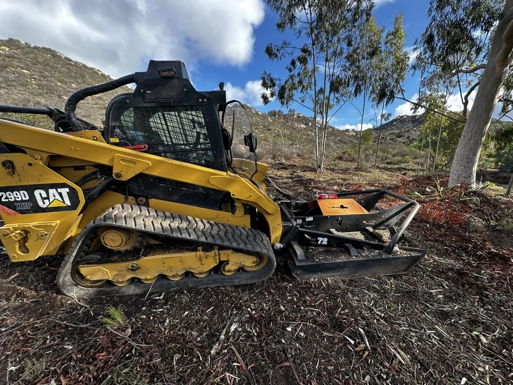 Top-rated lawn mowing service for year-round maintenance across Fallbrook, CA - San Diego Weed Mowing