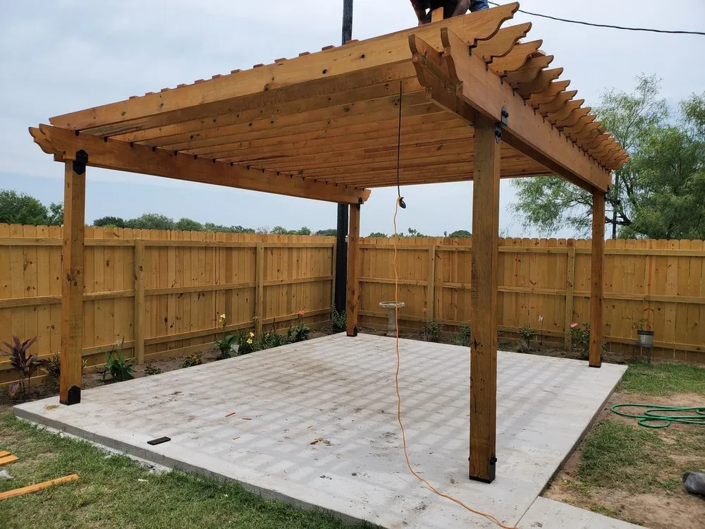 Professional lawn care service for homes across Edinburg, TX - San Jose Landscaping & Sprinkles