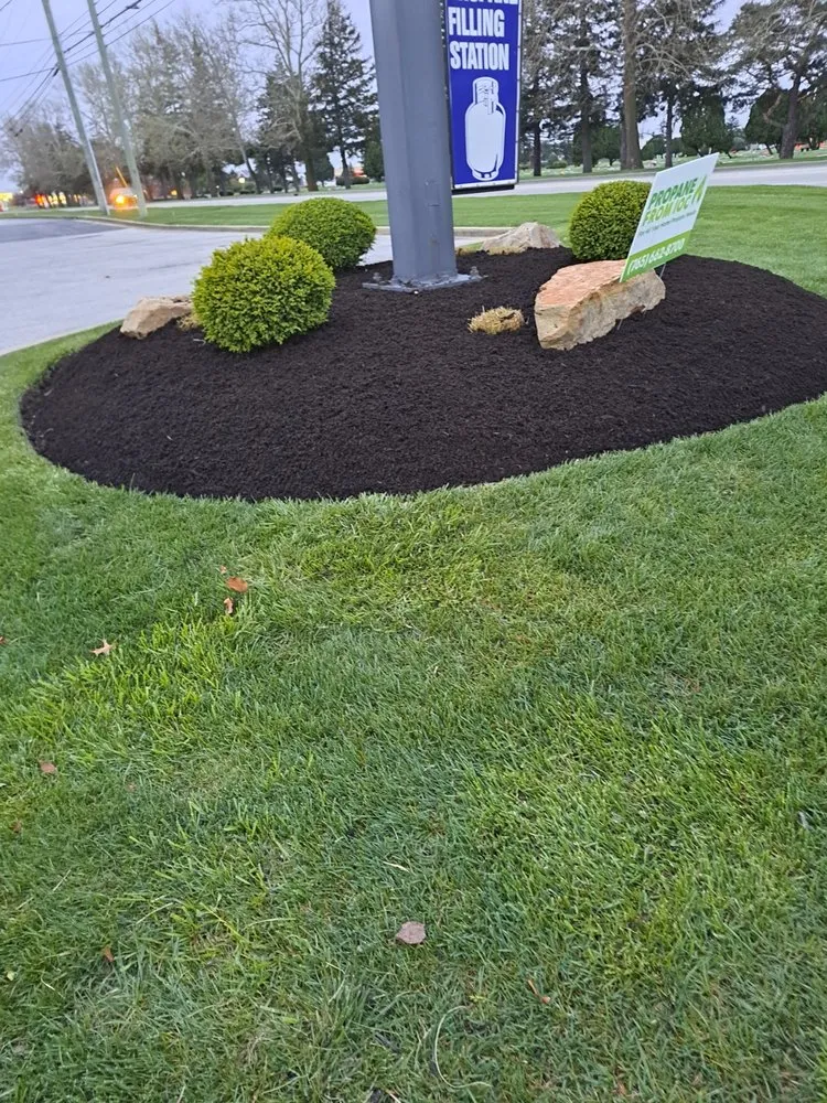 Local garden landscaping experts serving Marion, IN - San Jose Lawncare and Landscaping Services