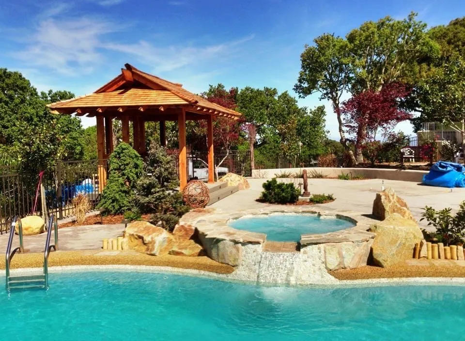 Local lawn care service experts serving Salinas, CA - San Juan Pools of Monterey