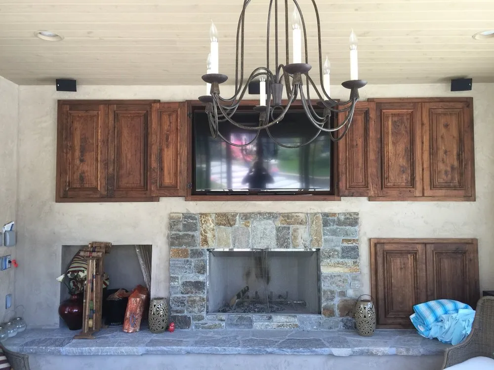 Custom landscaping services experts serving Salinas, CA - San Juan Pools of Monterey