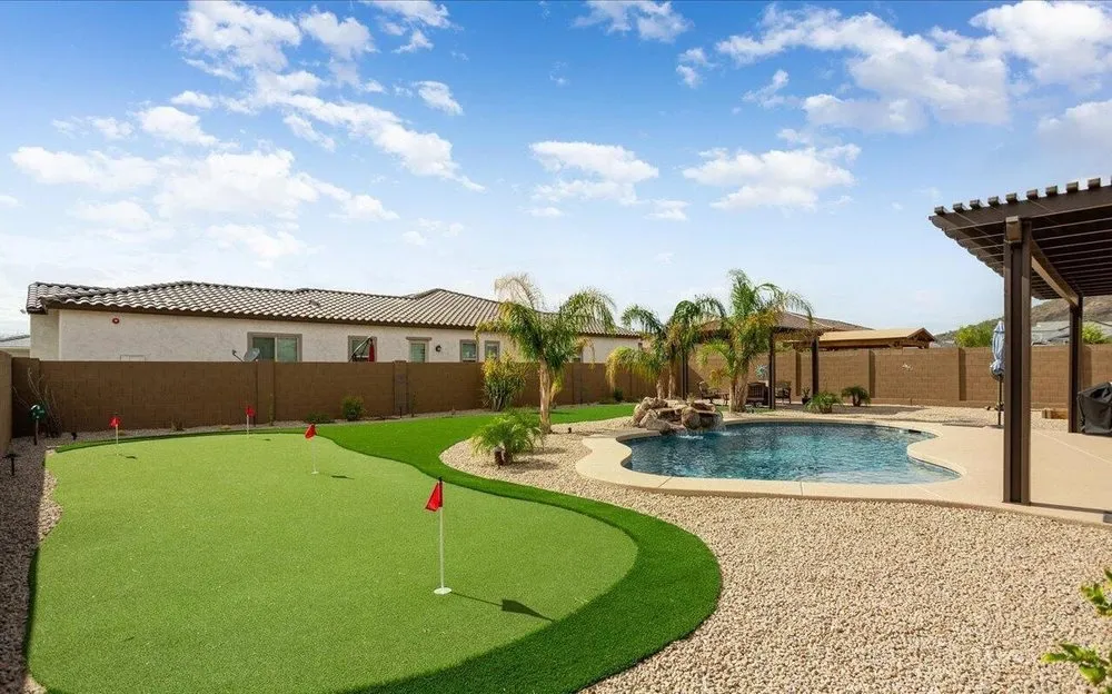 Trusted yard cleanup service for beautiful yards across San Tan Valley, AZ - San Tan Turf and Paver