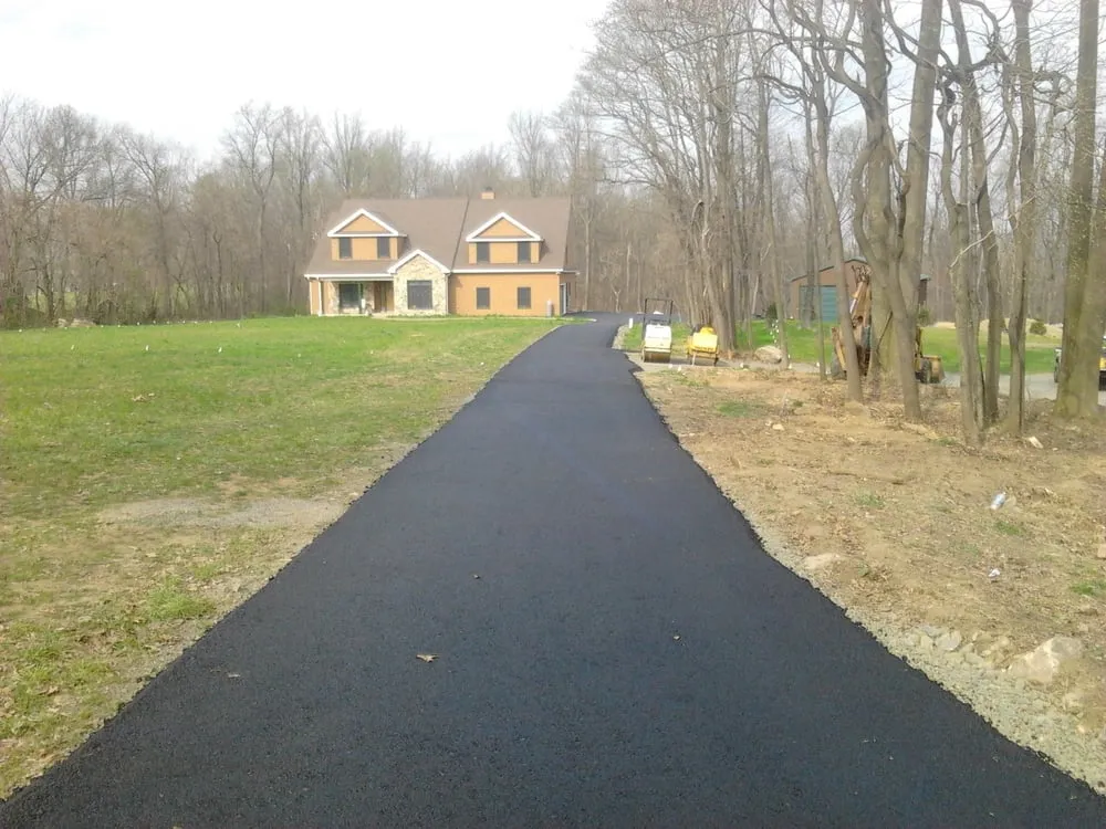 Top-rated garden landscaping in Pottstown, PA by Sanatoga Landscaping & Paving
