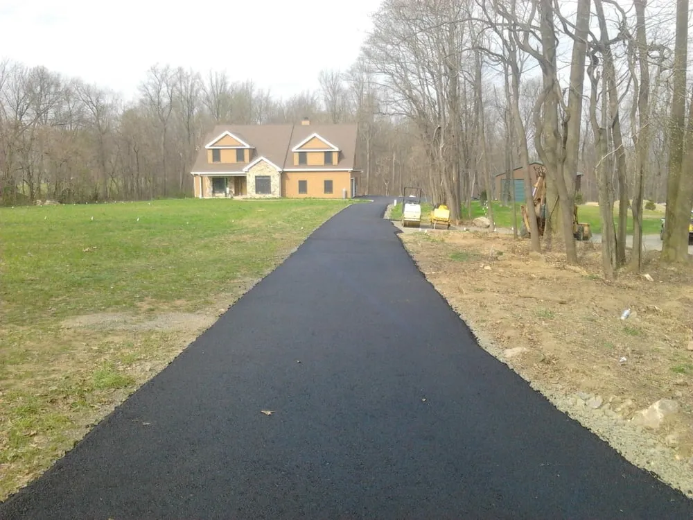 Reliable yard maintenance for beautiful yards across Pottstown, PA - Sanatoga Landscaping & Paving