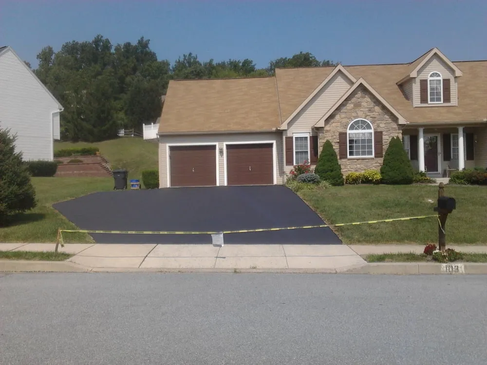 Reliable garden landscaping experts serving Douglassville, PA - Sanatoga Sealcoating