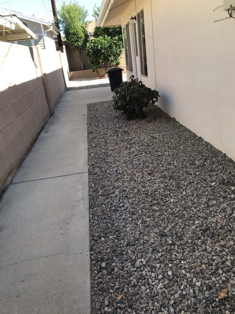 Custom outdoor landscaping in Hemet, CA by Sanchez & Bearden Gardening Service