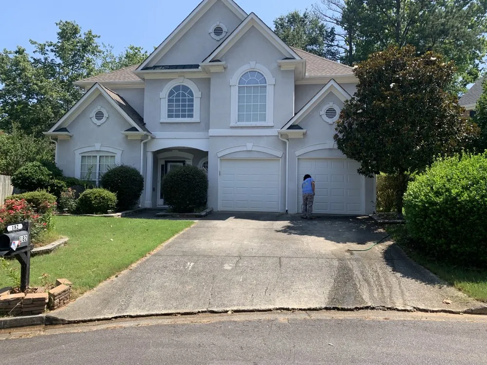 Top-rated yard cleanup service in Canton, GA by Sanchez and Sons