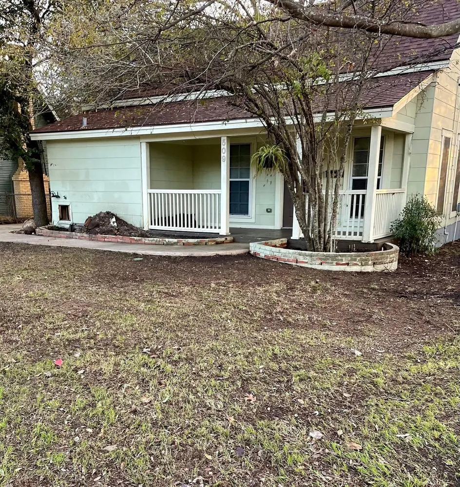 Top-rated landscape installation in Bryan, TX - Sanchez and Sons Lawn & Landscaping