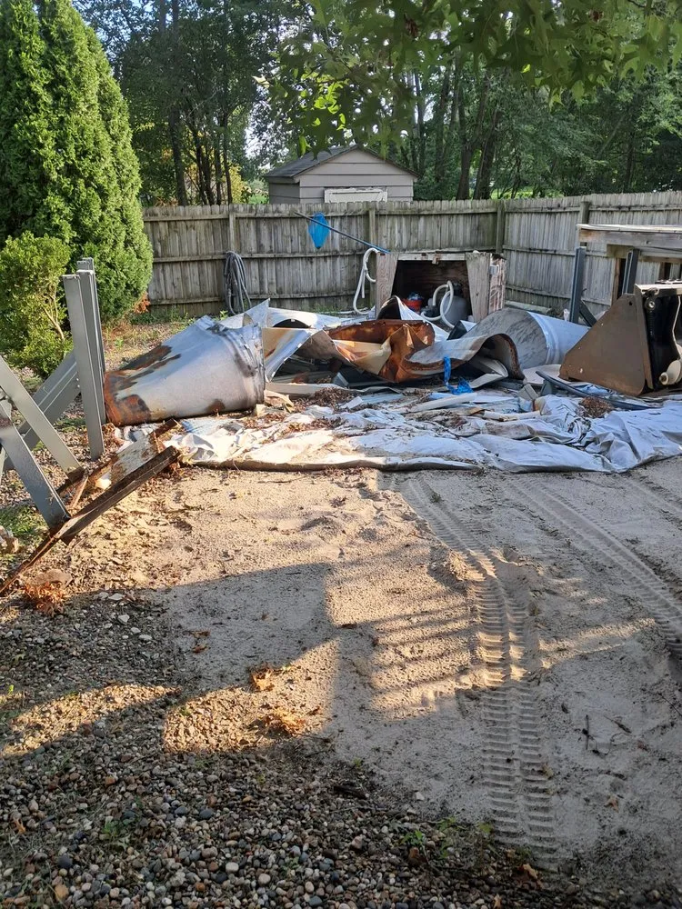 Affordable lawn care service with custom design across Des Moines, IA - Sanchez Clean Ups