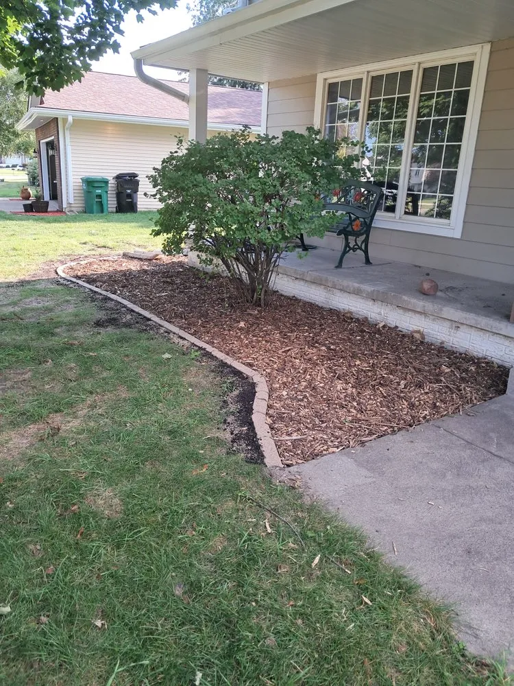 Professional landscaping services with custom design across Des Moines, IA - Sanchez Clean Ups