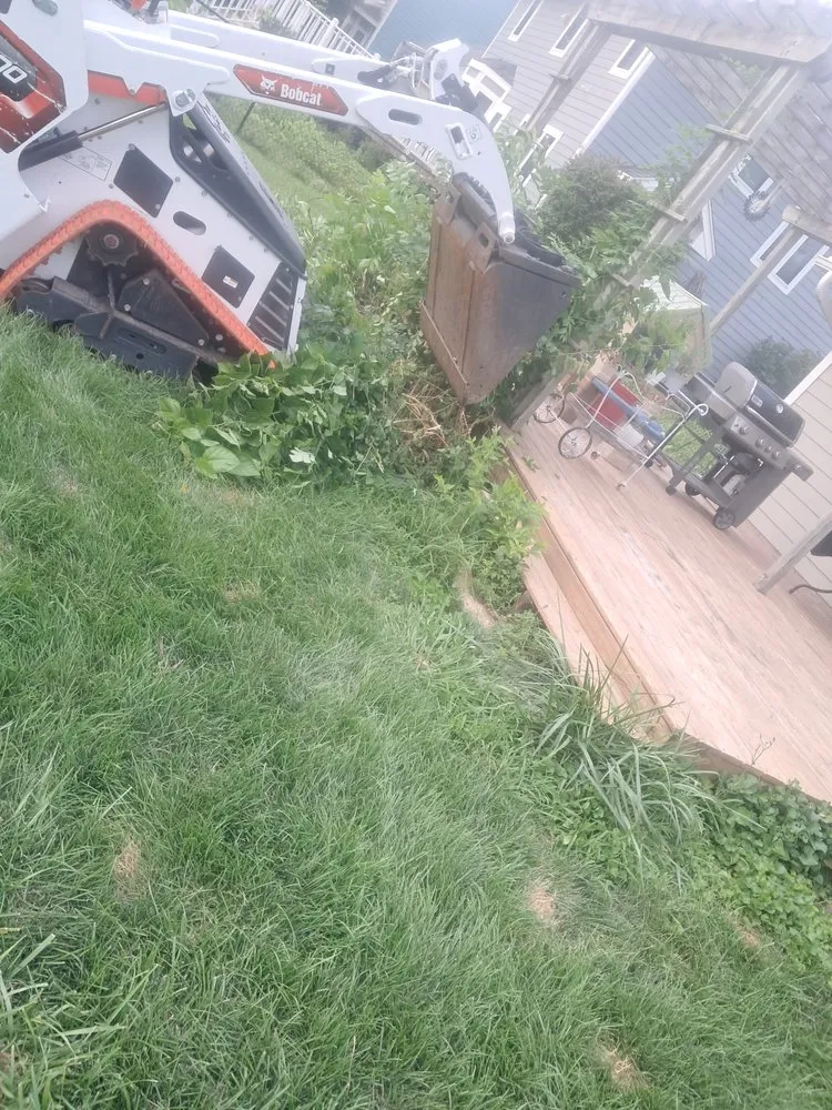 Affordable garden landscaping in Des Moines, IA - Sanchez Clean Ups