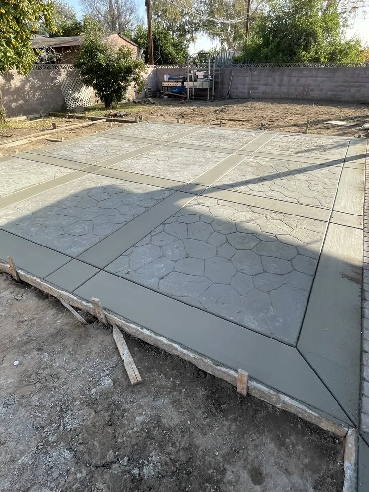 Professional landscaping services experts serving Hesperia, CA - Sanchez Concrete