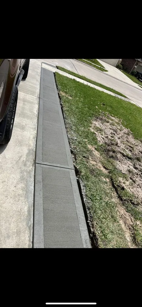 Local lawn care service near you in Houston, TX by Sanchez Fencing & More