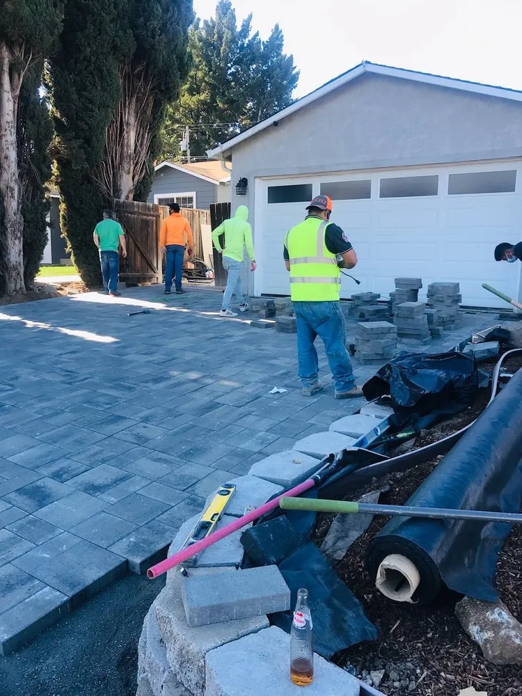 Affordable lawn mowing service experts serving Santa Clara, CA - Sanchez Landscape Service