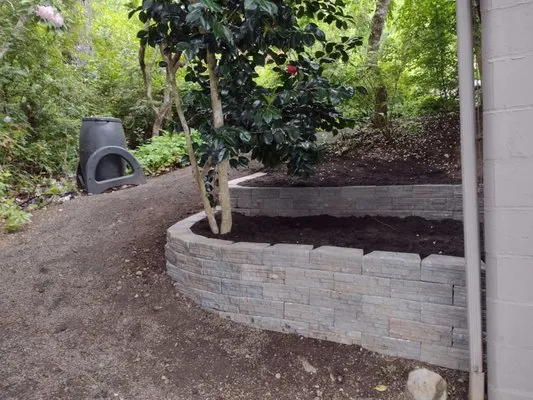 Sanchez Landscaping Logo