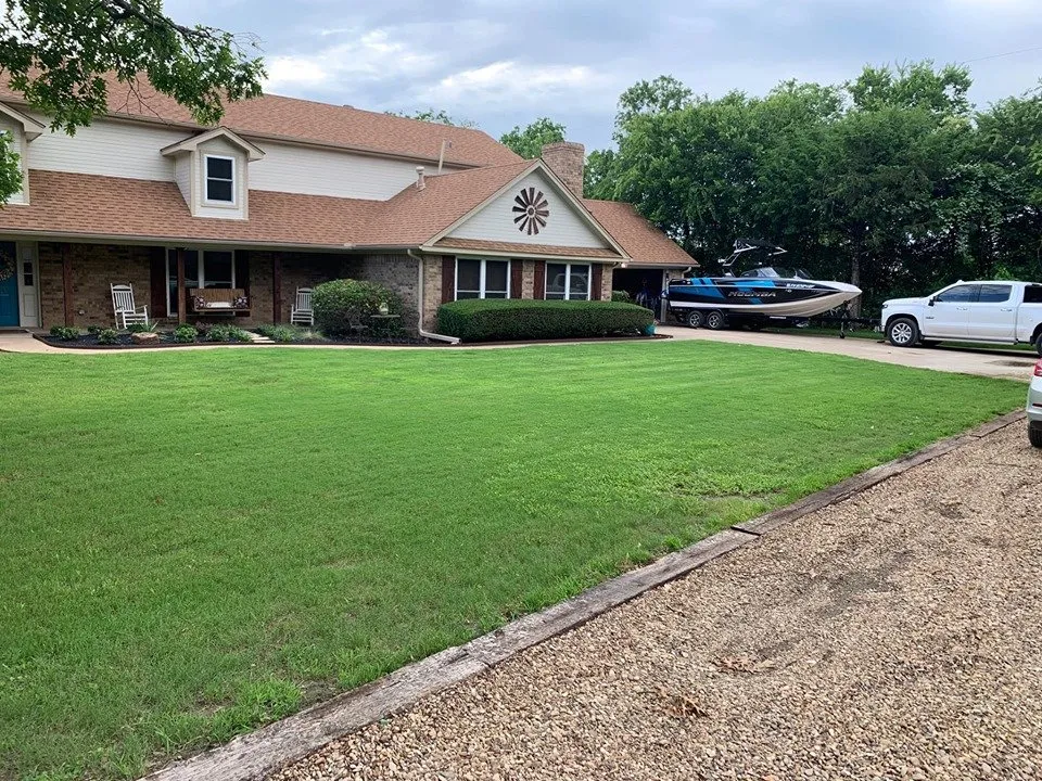 Affordable lawn care service in Kaufman, TX by Sanchez Lawn & Landscaping Services