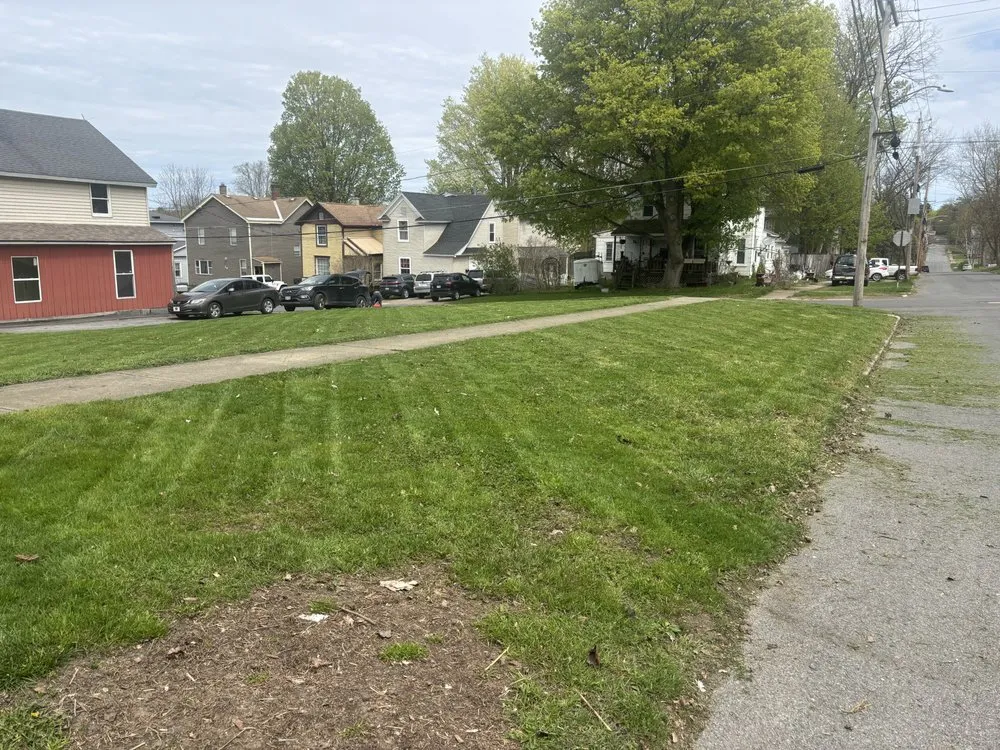 Professional yard maintenance in Fulton, NY by Sanchez Lawn & Snow