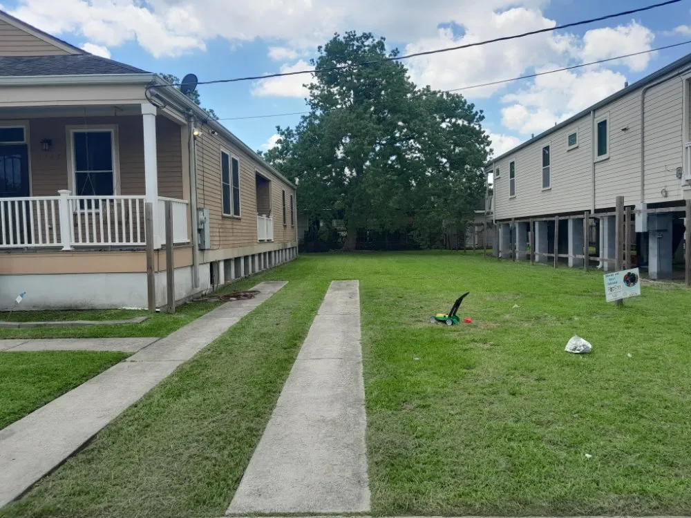 Professional outdoor landscaping in Chalmette, LA - Sanchez Multiservices