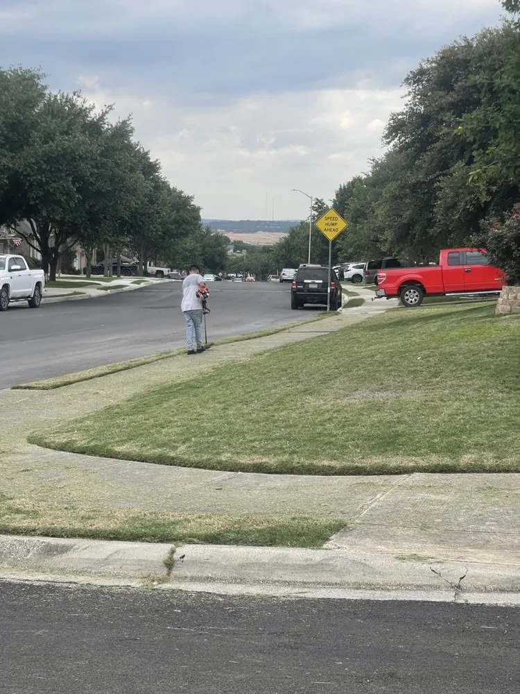 Trusted yard maintenance in New Braunfels, TX - Sanchez Roots Lawn Service