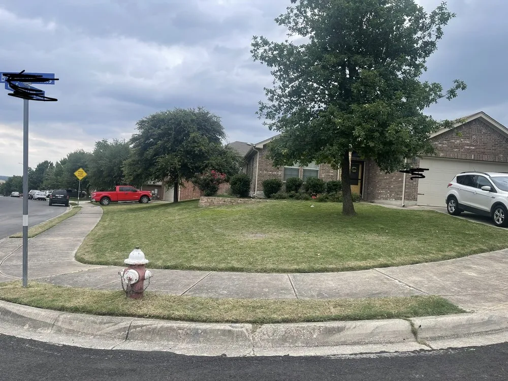 Local garden landscaping experts serving New Braunfels, TX - Sanchez Roots Lawn Service