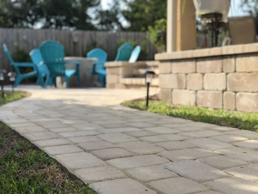 Professional yard maintenance in Navarre, FL - Sandbox Boyz