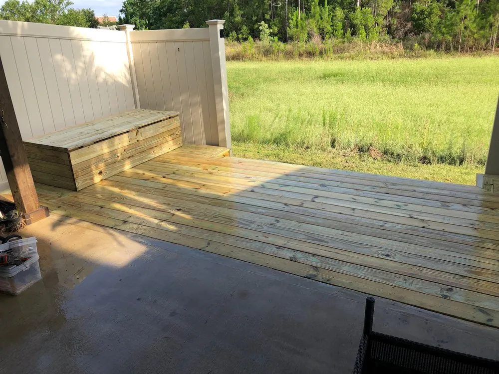 Top-rated residential landscaping in Navarre, FL by Sandbox Boyz