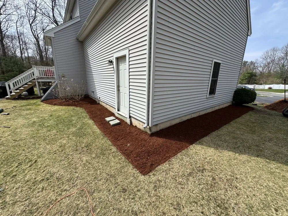Local residential landscaping experts serving Uxbridge, MA - Sander Landscaping