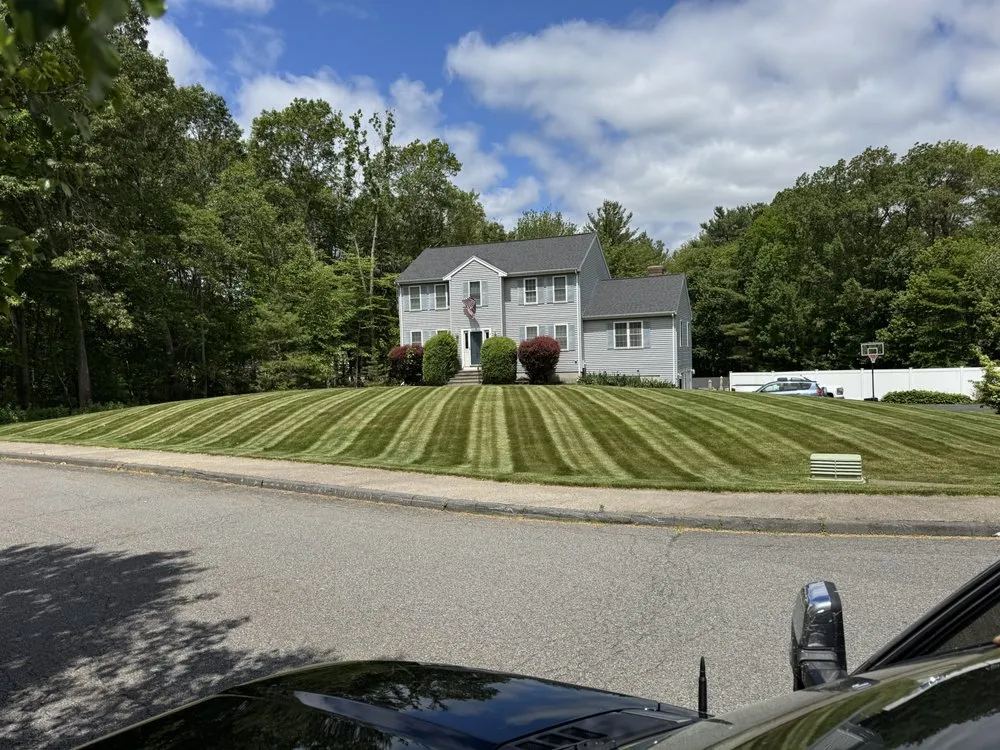 Expert landscape installation experts serving Uxbridge, MA - Sander Landscaping